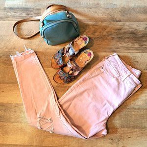 Old Navy Rockstar Super Skinny Distressed Jeans